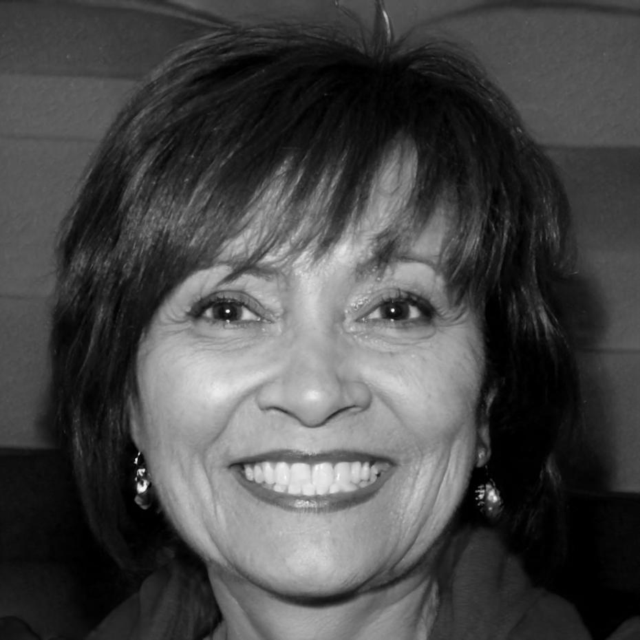 Profesora especializada en análisis financiero